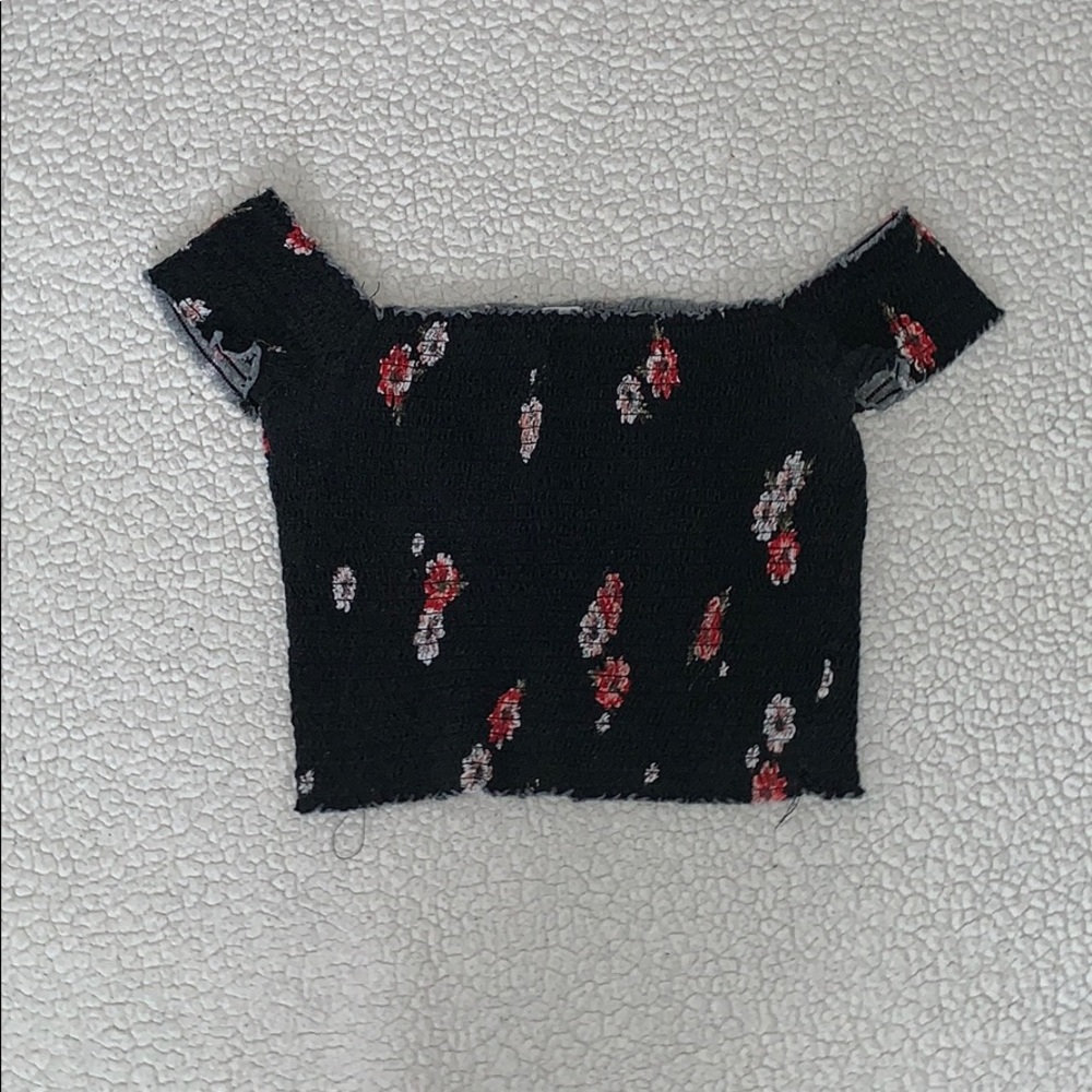 Floral crop top, off the shoulder